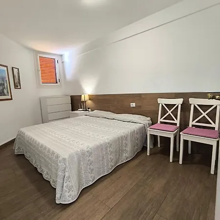 Las Americas For Holiday Costa Adeje (Tenerife)